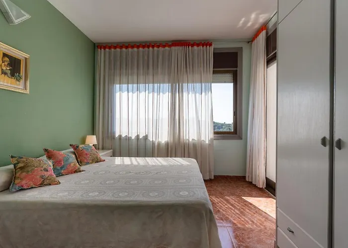 Maria